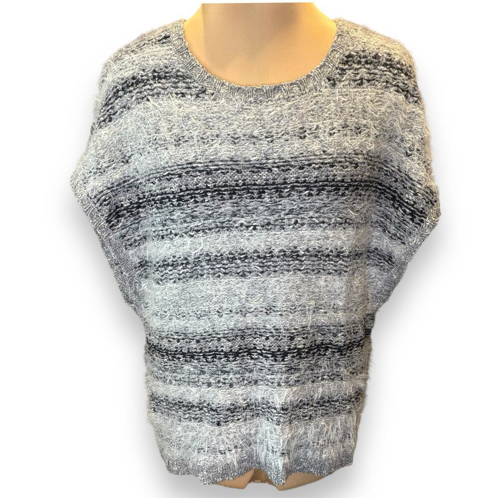 BCBGeneration Fuzzy Oversized Sleeveless Sweater Size XS/S Black/White/Gray